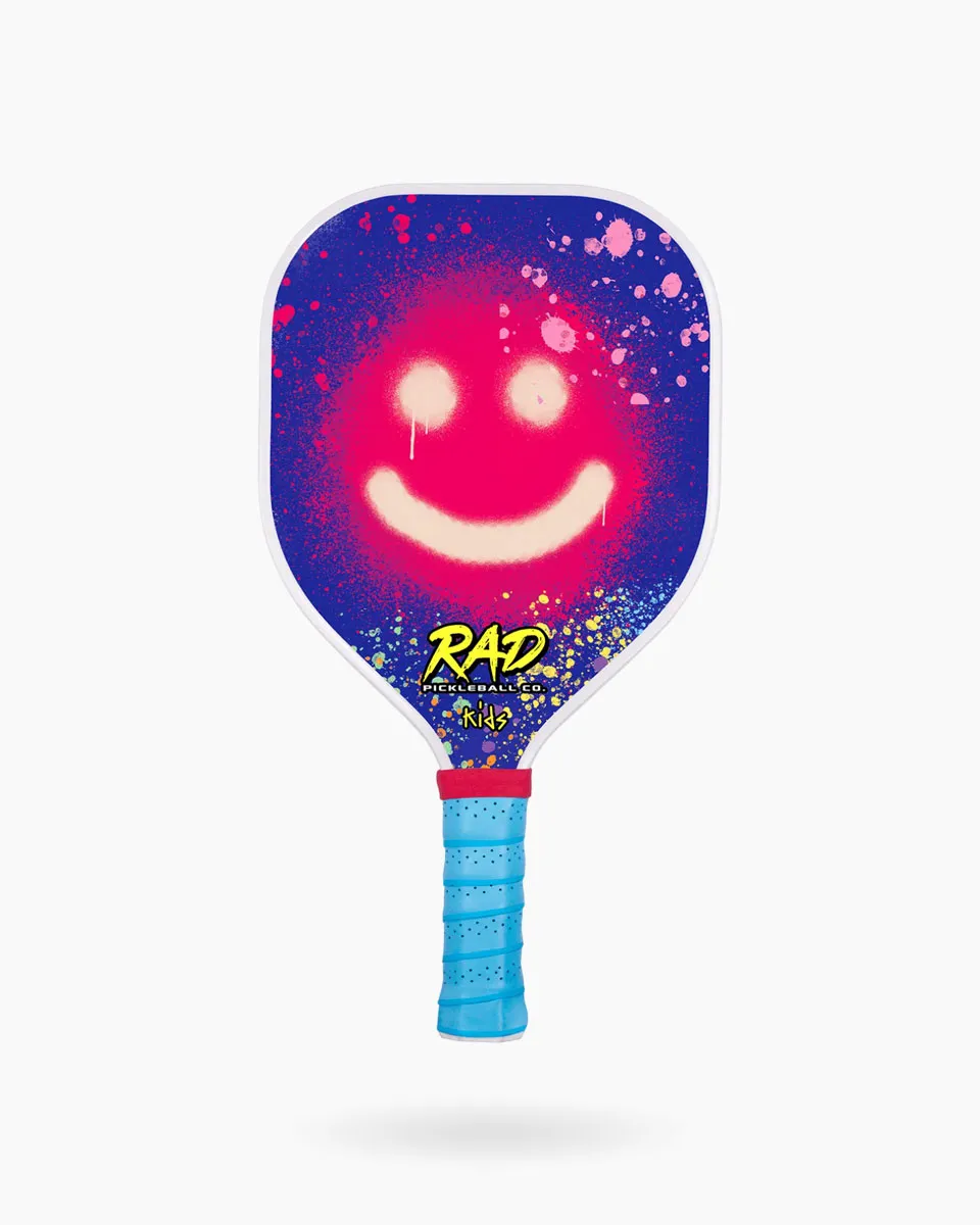 hudson-kids-fiberglass-front-view Hudson Kids Pickleball Paddle full frontal view showing the lightweight fiberglass surface and youth design