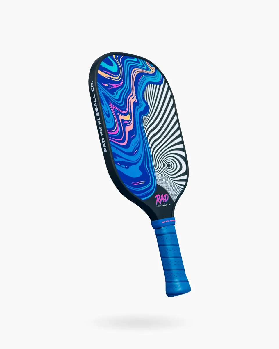 Detailed view of the ergonomic 130mm handle and custom grip on the Lucid Dream paddle