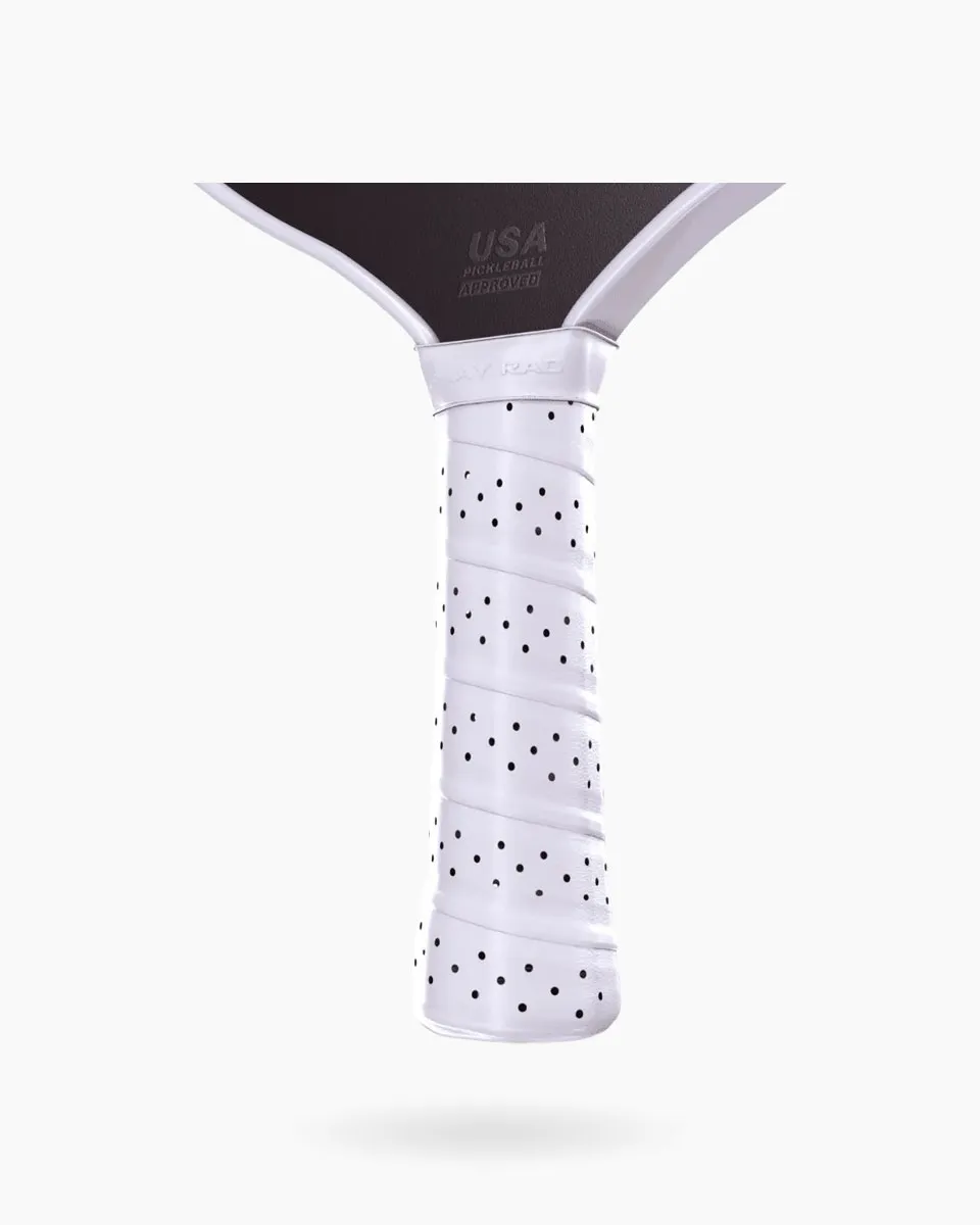 Close-up of the 5.12 inch extended handle on the White Lightening Pro for two-handed backhands